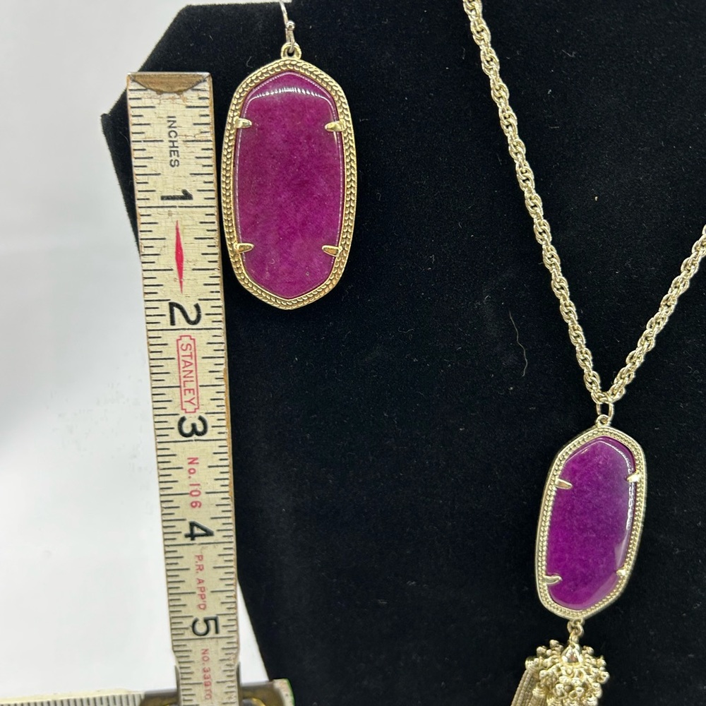 Kendra Scott Rayne Magenta Maroon Jade Tassel Long Necklace With Earrings - Picture 5 of 8